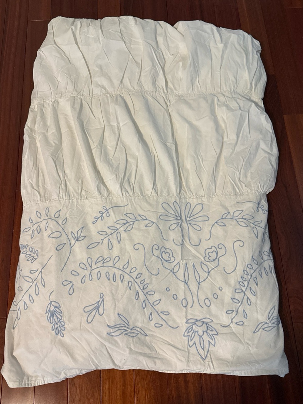 Urban Outfitters Duvet Twin White W Blue Embroidery Cotton Rousching Boho